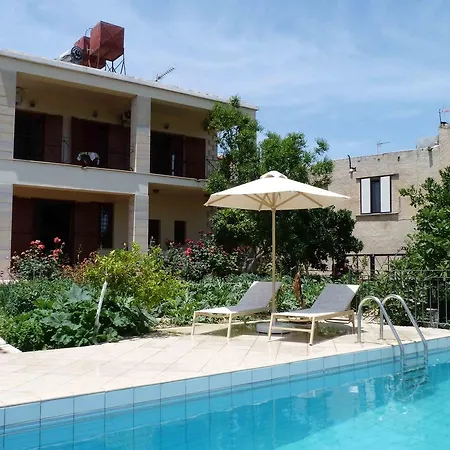 Villa The Garden Villas *