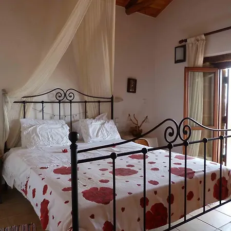 The Garden Villas Maleme